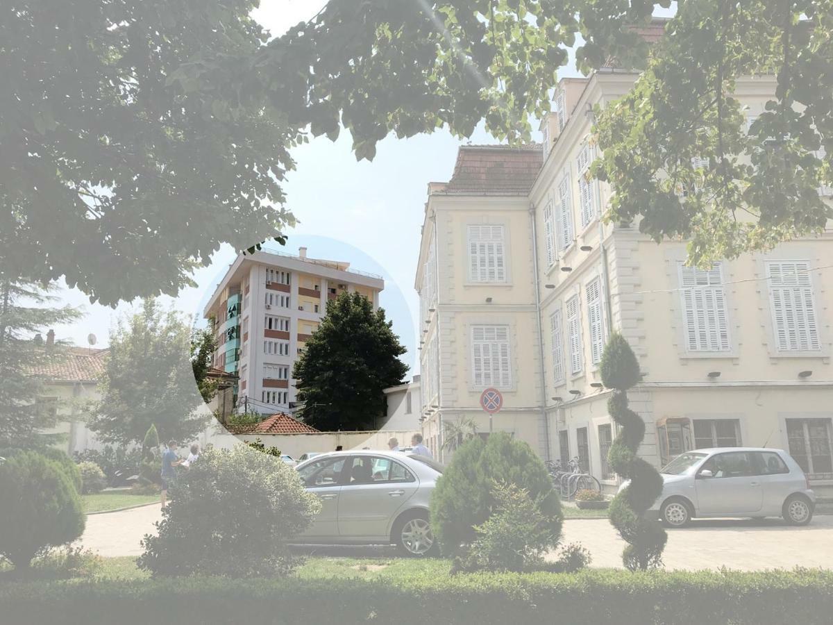 Stay The Night Shkodra Apartment City Centre Екстер'єр фото